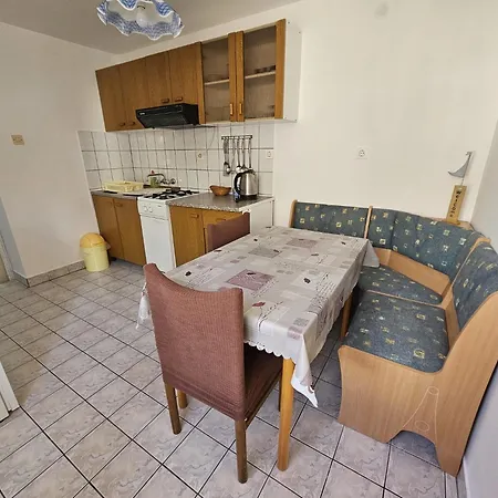 Dolcek Apartmán Krvavica