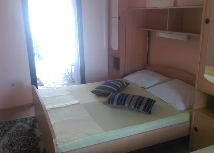Apartman Dolcek *